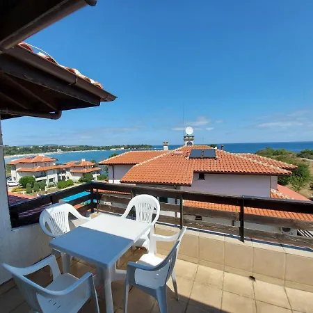 каприз Апартамент *