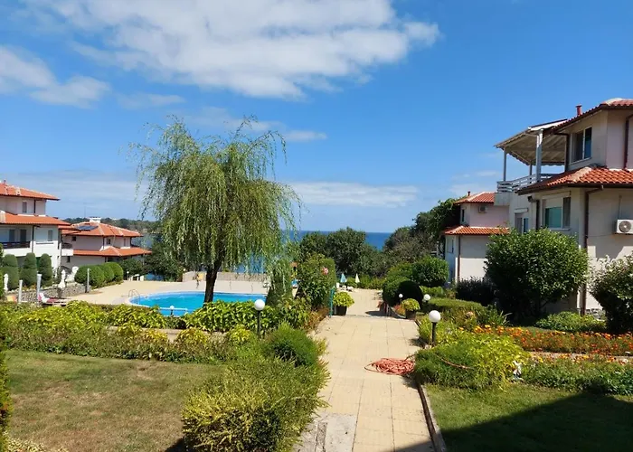 каприз Апартамент *